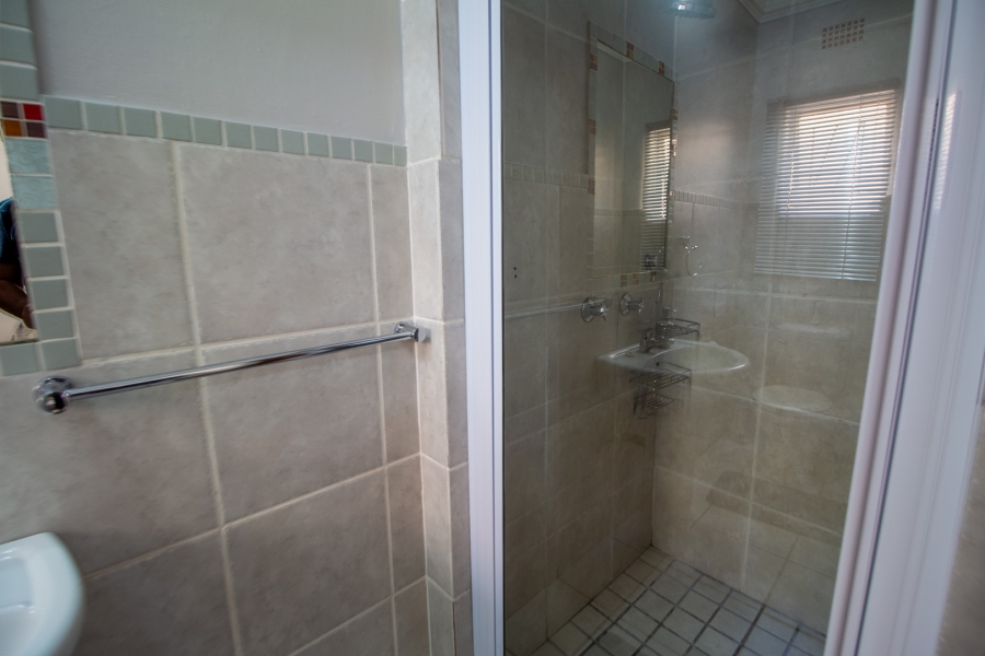 8 Bedroom Property for Sale in Flora Park Northern Cape